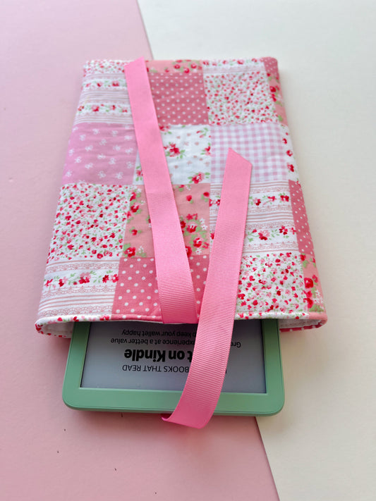 Floral E-Reader Sleeve