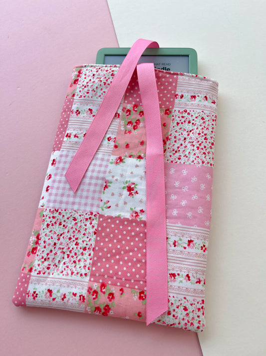 Floral E-Reader Sleeve