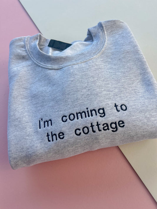 I’m coming to the cottage Embroidered Sweatshirt