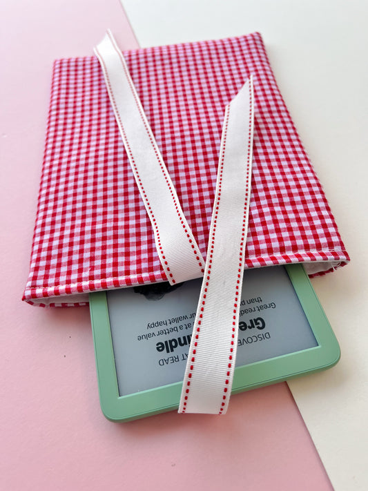 Red Gingham E-Reader Sleeve