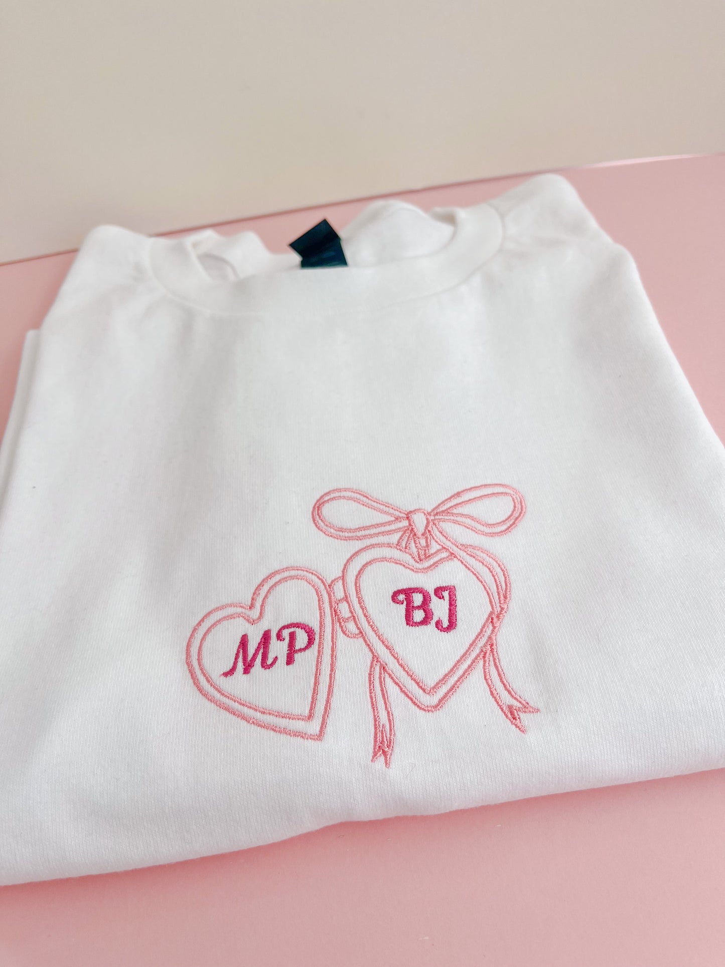 Locket T-shirt